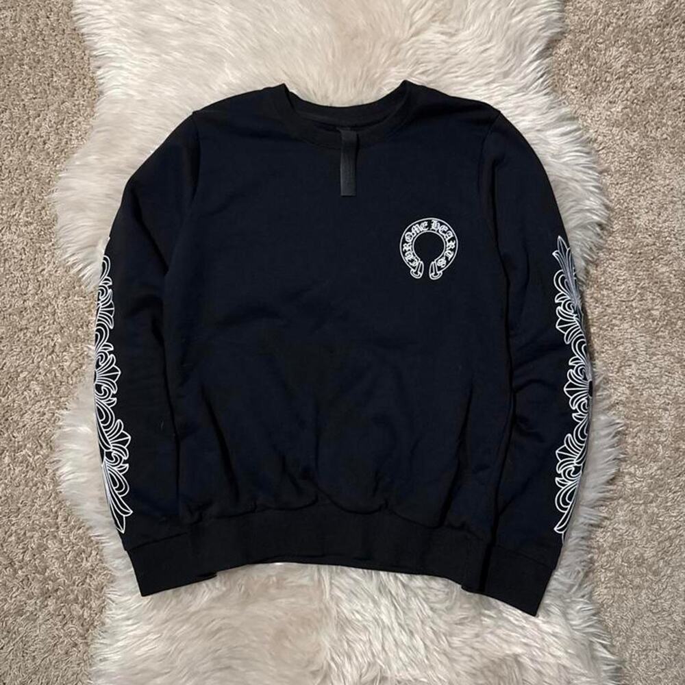 Black chrome los angeles sweater